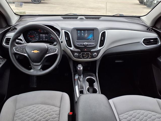 Used 2018 Chevrolet Equinox LS image 11