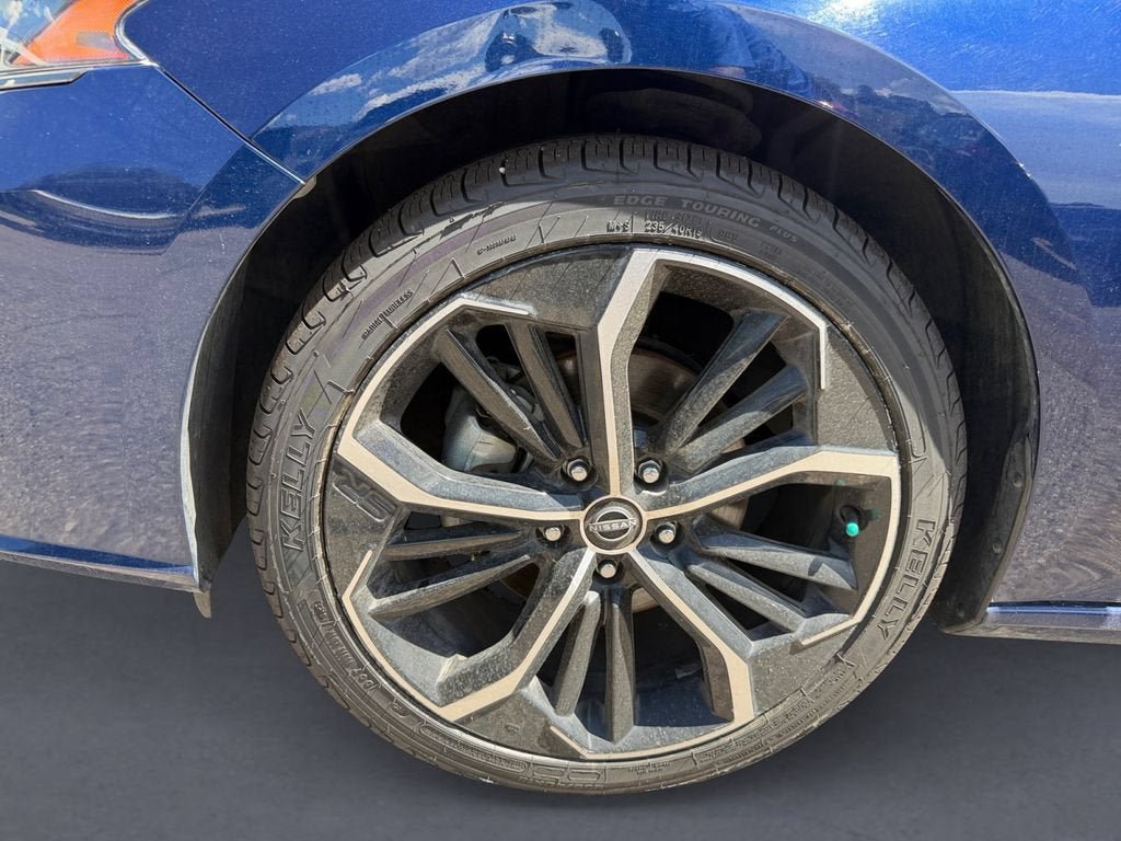 Used 2024 Nissan Altima 2.5 SR FWD image 14