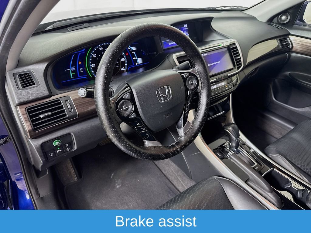 Used 2017 Honda Accord Touring image 10