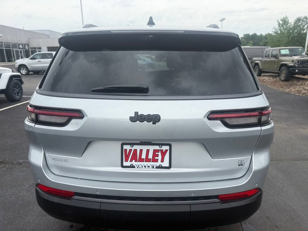New 2026 Jeep Grand Cherokee L Limited AWD/4WD image 5