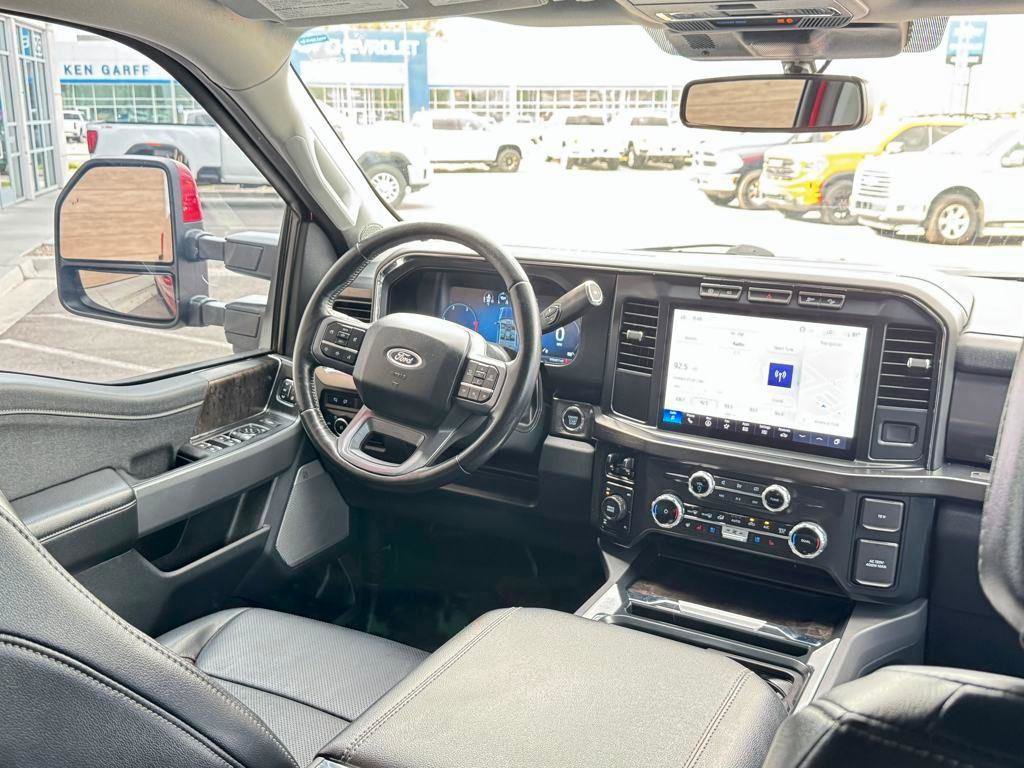 Used 2023 Ford F250 Lariat w/ Sport Appearance Package image 15