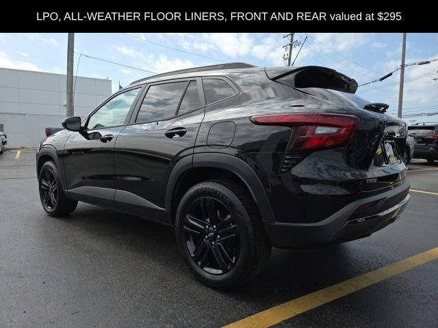 Used 2024 Chevrolet Trax ACTIV w/ Sunroof Package FWD image 6