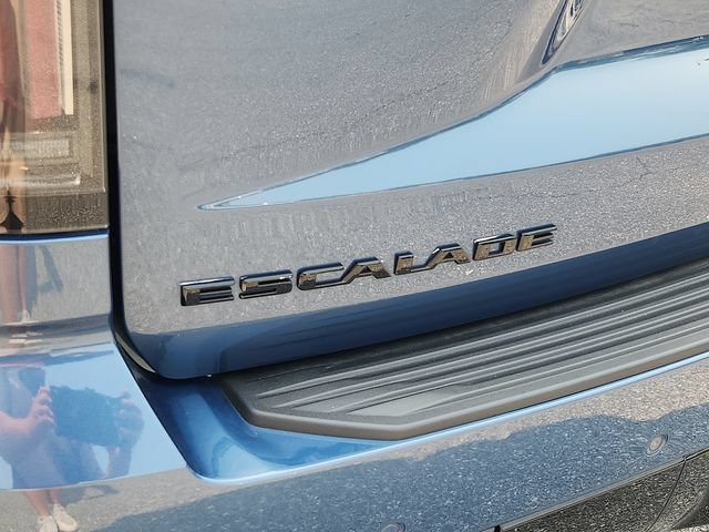 Certified 2025 Cadillac Escalade ESV Sport Platinum w/ LPO, ONYX Package AWD/4WD image 5