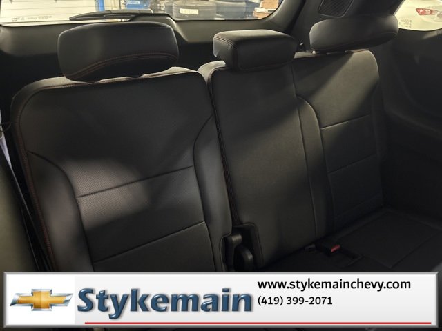 New 2026 Chevrolet Traverse RS w/ LPO, Floor Liner Package image 37