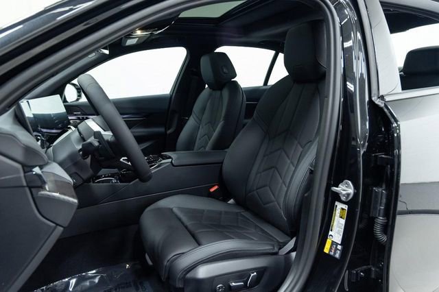 New 2026 BMW i5 eDrive40 image 24