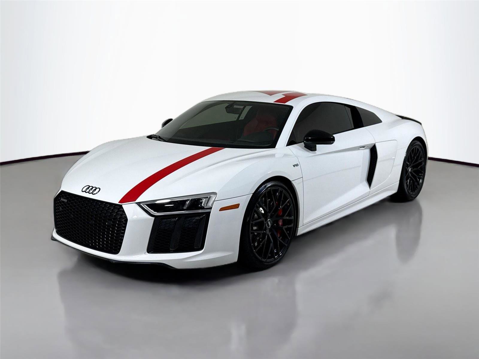Used 2018 Audi R8 V10 w/ Premium Package image 10