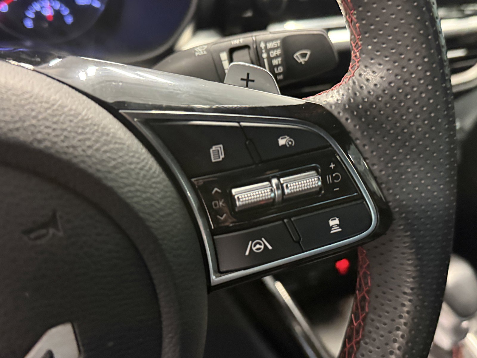 Used 2023 Kia Forte GT w/ GT2 Package FWD image 18