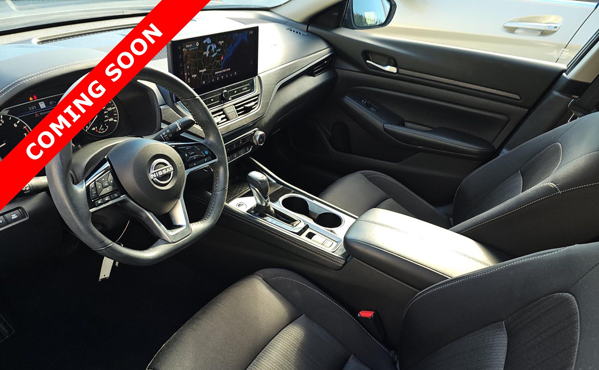 Used 2024 Nissan Altima 2.5 SV w/ SV Premium Package FWD image 5