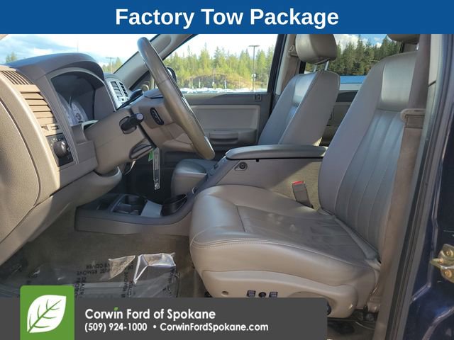 Used 2005 Dodge Dakota Laramie w/ Trailer Tow Group image 2