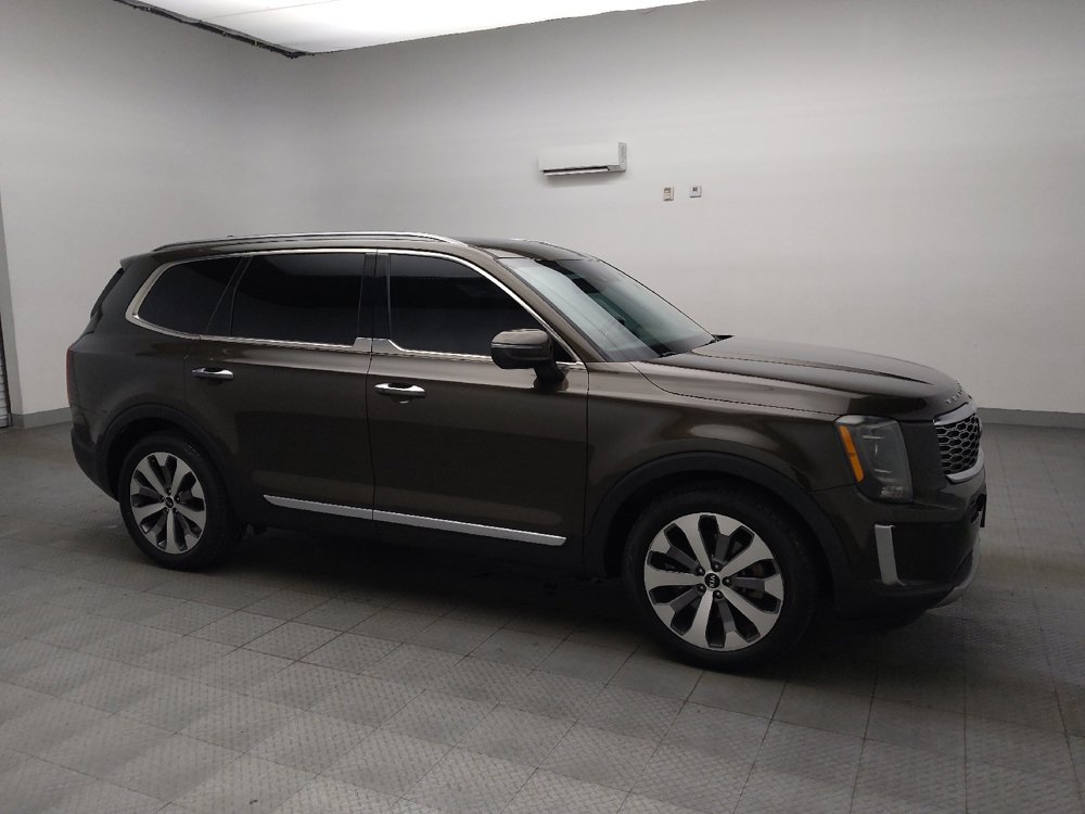 Used 2020 Kia Telluride S w/ S 8 Passenger Seating Package AWD/4WD image 11