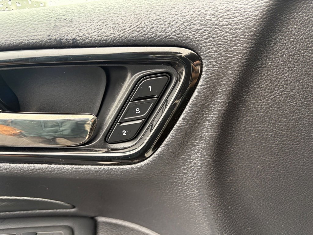 Used 2021 Dodge Durango GT image 11