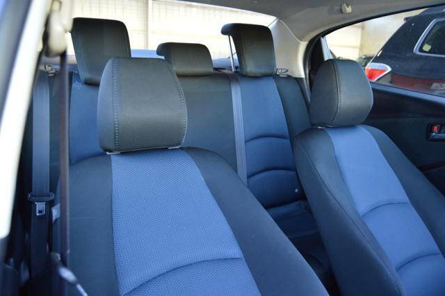 Used 2017 Toyota Yaris iA image 43