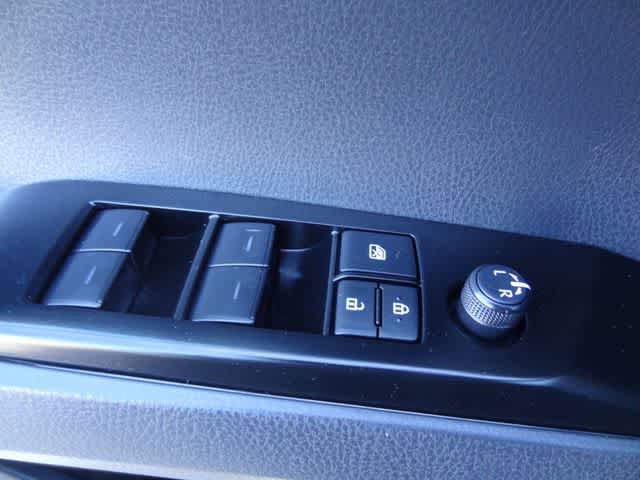 Used 2025 Toyota Camry LE FWD image 14