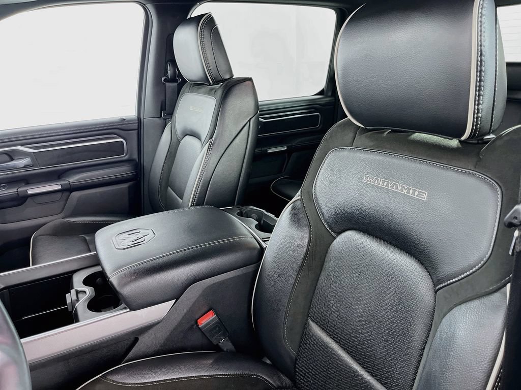 Used 2023 RAM 1500 Laramie AWD/4WD image 29