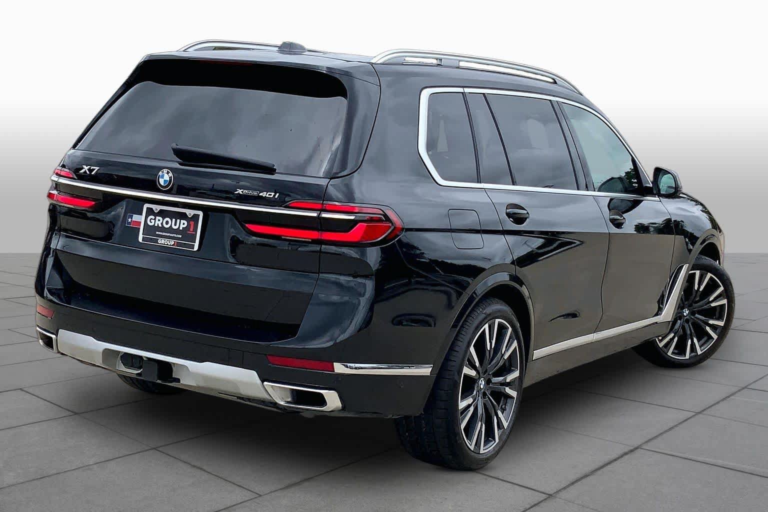 Used 2024 BMW X7 xDrive40i w/ Premium Package AWD/4WD image 13