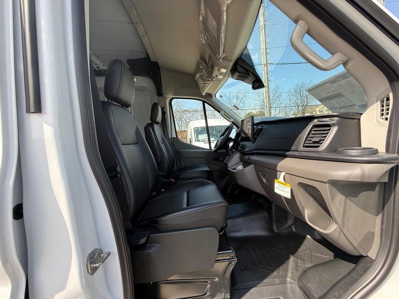 New 2026 Ford Transit 250 148 Medium Roof Extended AWD image 14