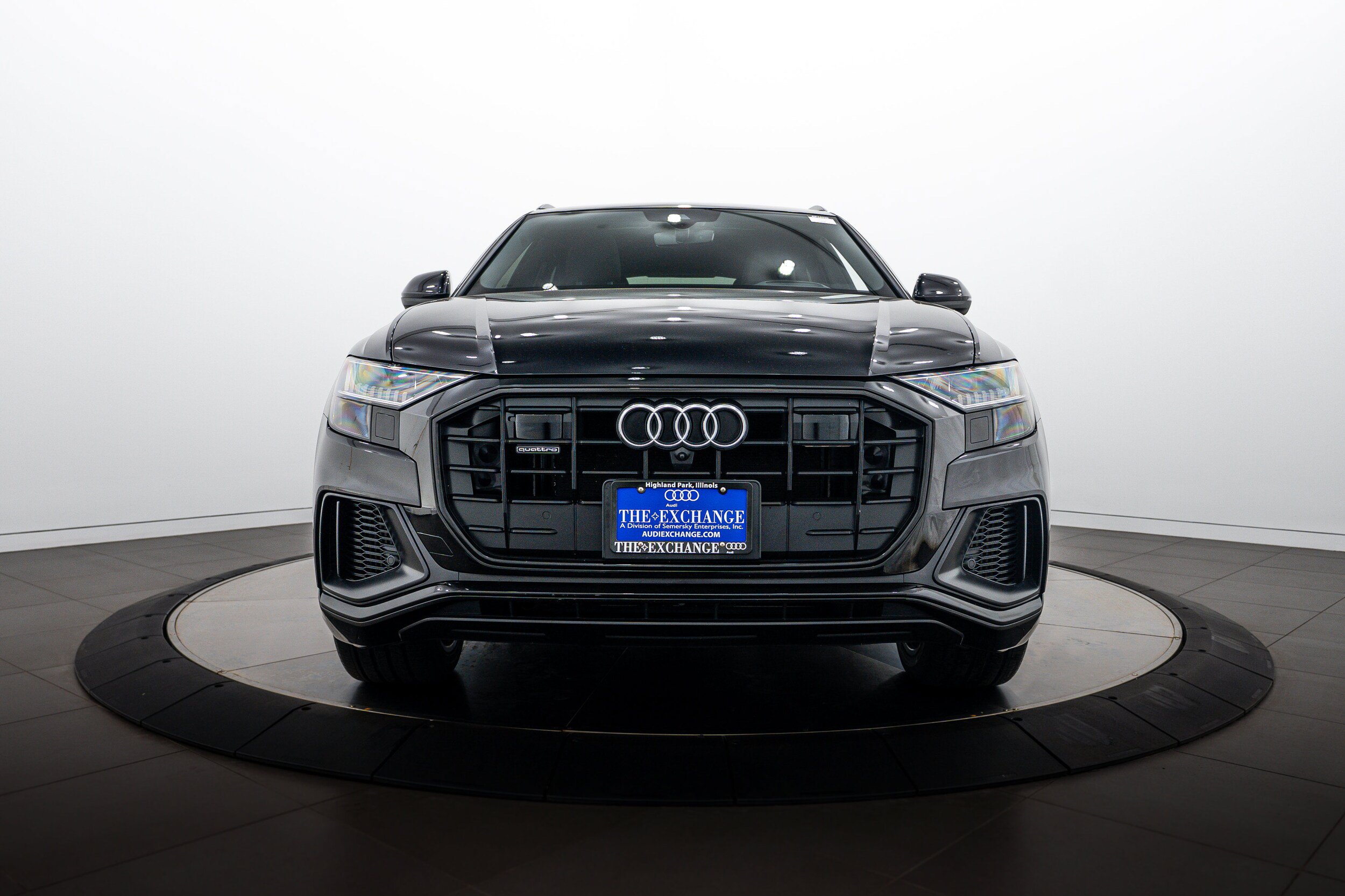 Used 2021 Audi Q8 Prestige AWD/4WD image 24