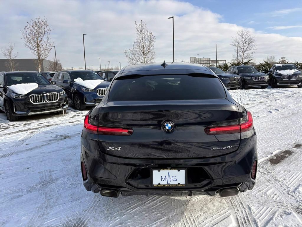 Certified 2023 BMW X4 xDrive30i w/ M Sport Package image 6