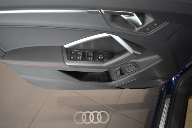 Used 2025 Audi Q3 2.0T Premium Plus w/ Premium Plus Package image 30