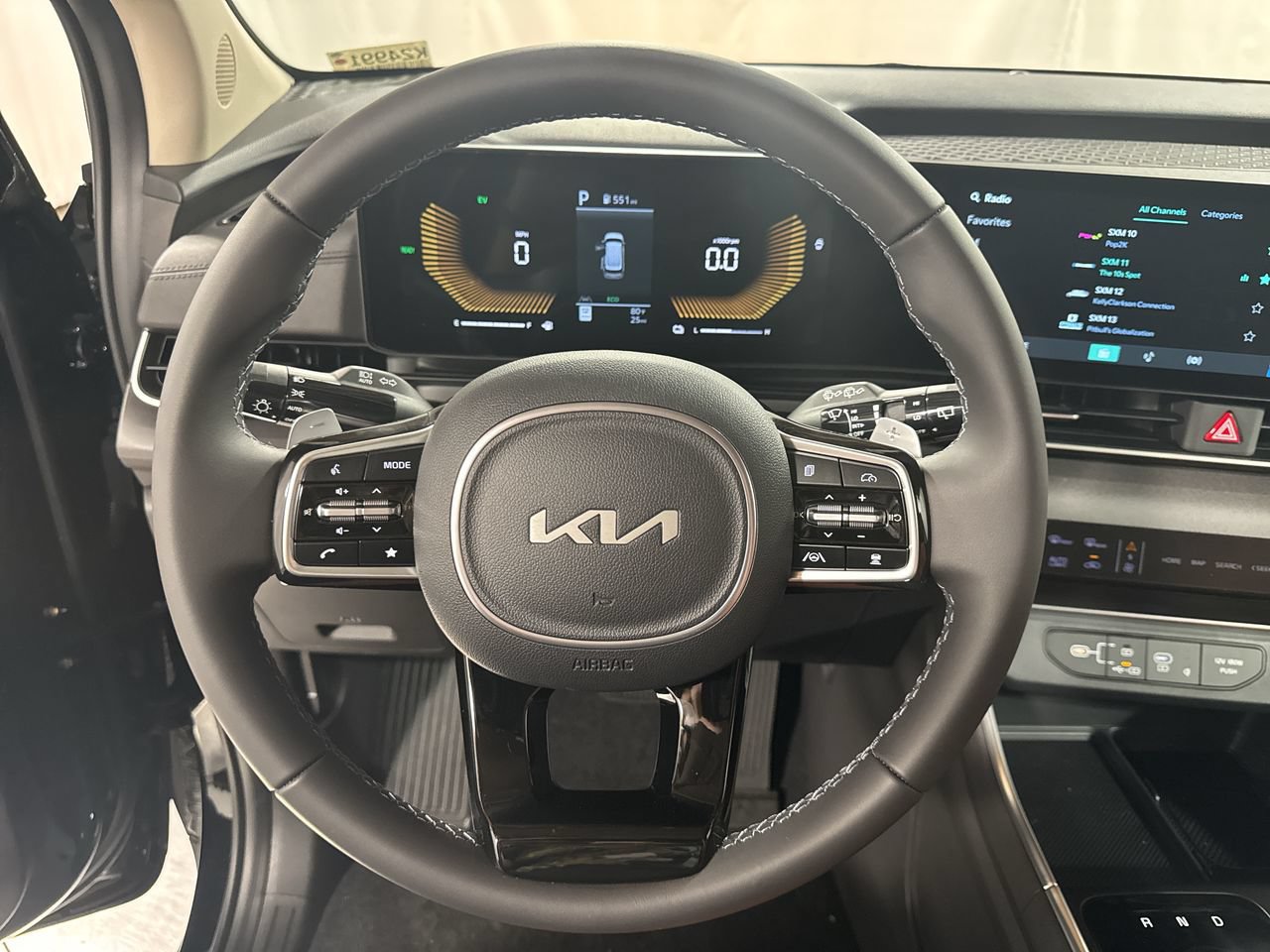 New 2026 Kia Carnival EX FWD image 20