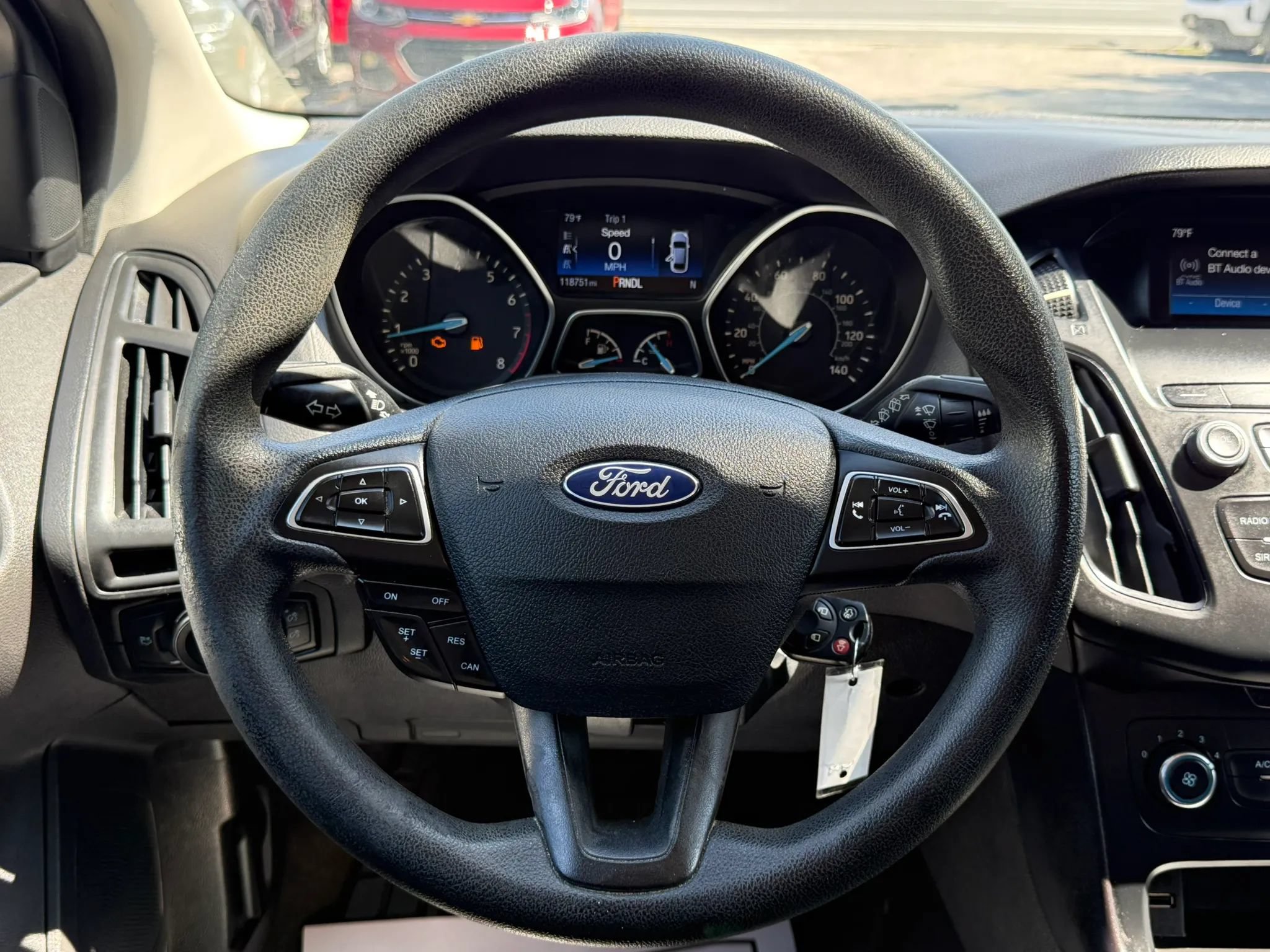 Used 2018 Ford Focus SE FWD image 7