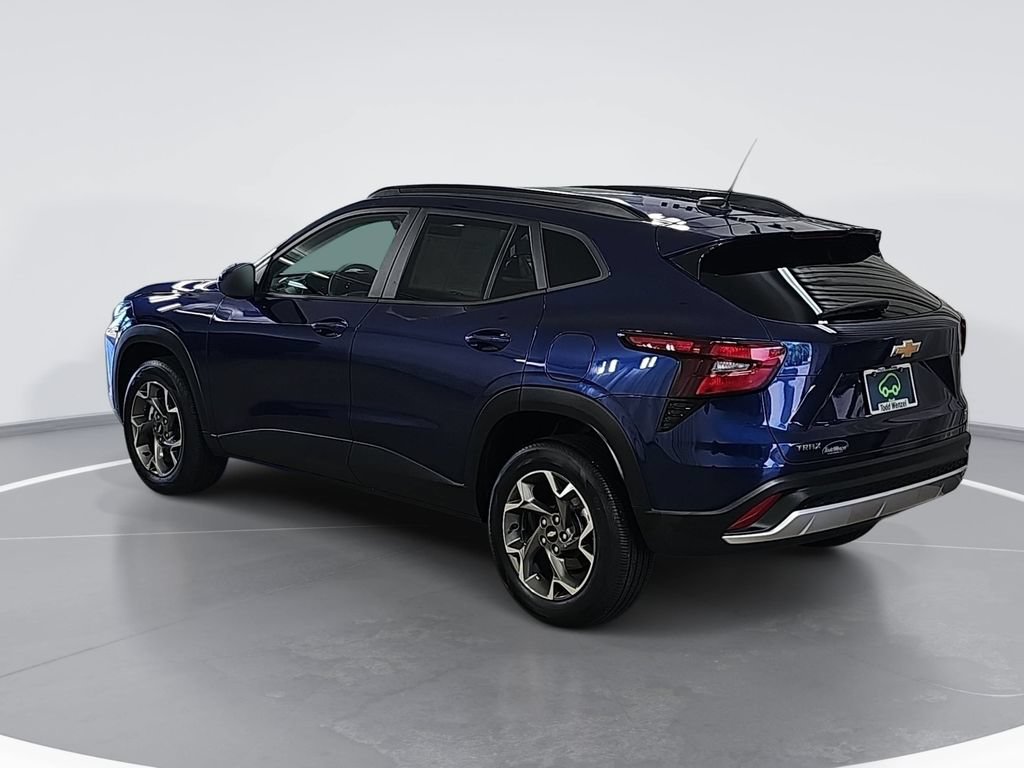 Certified 2024 Chevrolet Trax LT FWD image 6