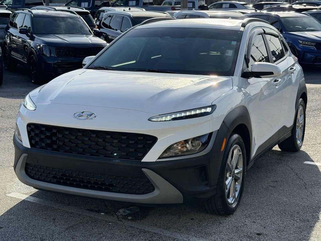 Used 2023 Hyundai Kona SEL FWD image 9