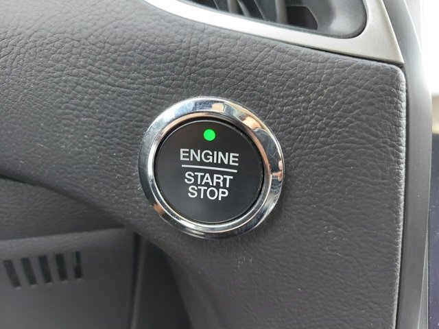 Used 2024 Ford Edge SEL image 25