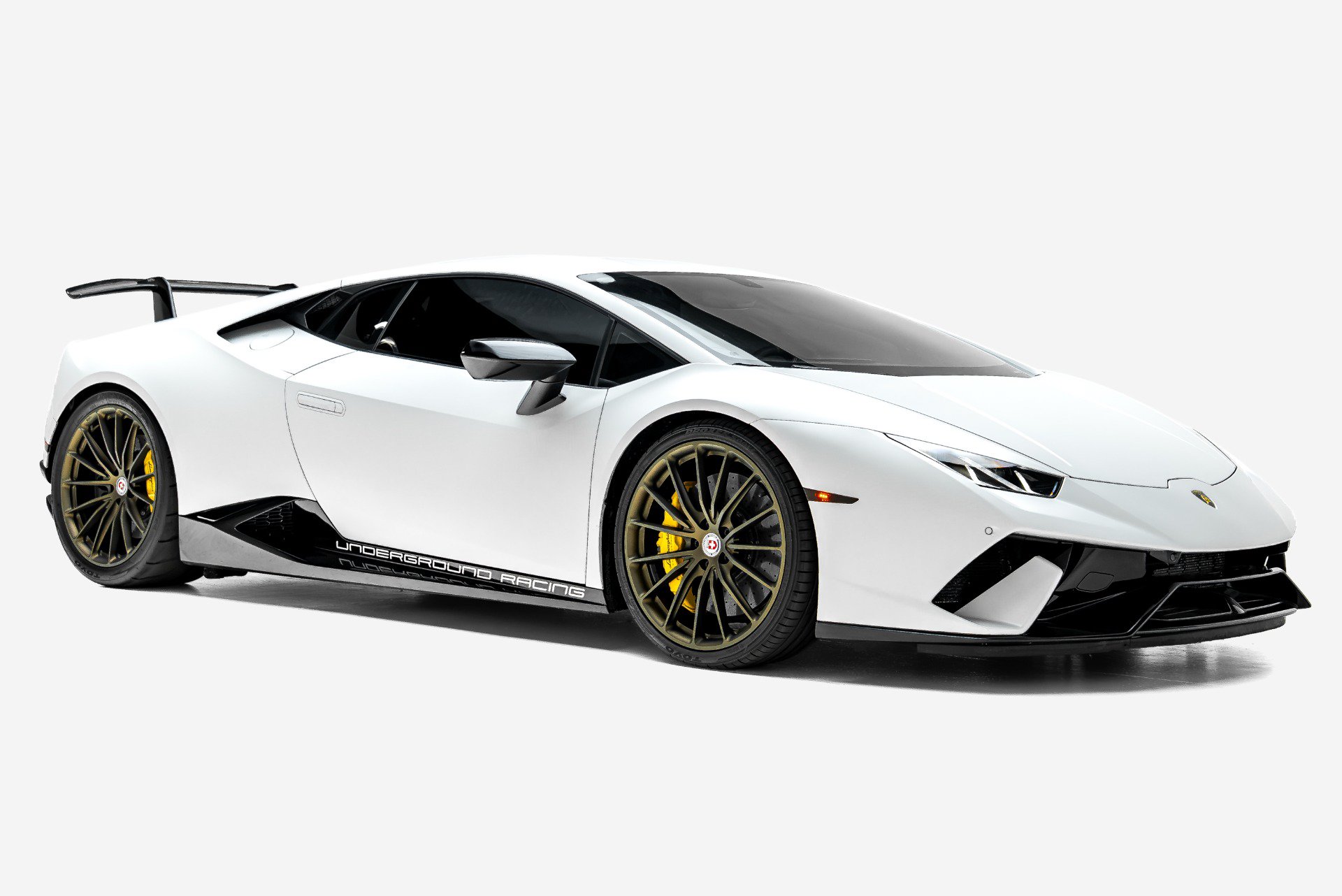 Used 2018 Lamborghini Huracan Performante AWD/4WD image 5