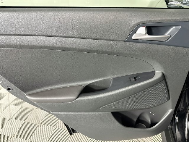 Used 2021 Hyundai Tucson Value AWD/4WD image 23
