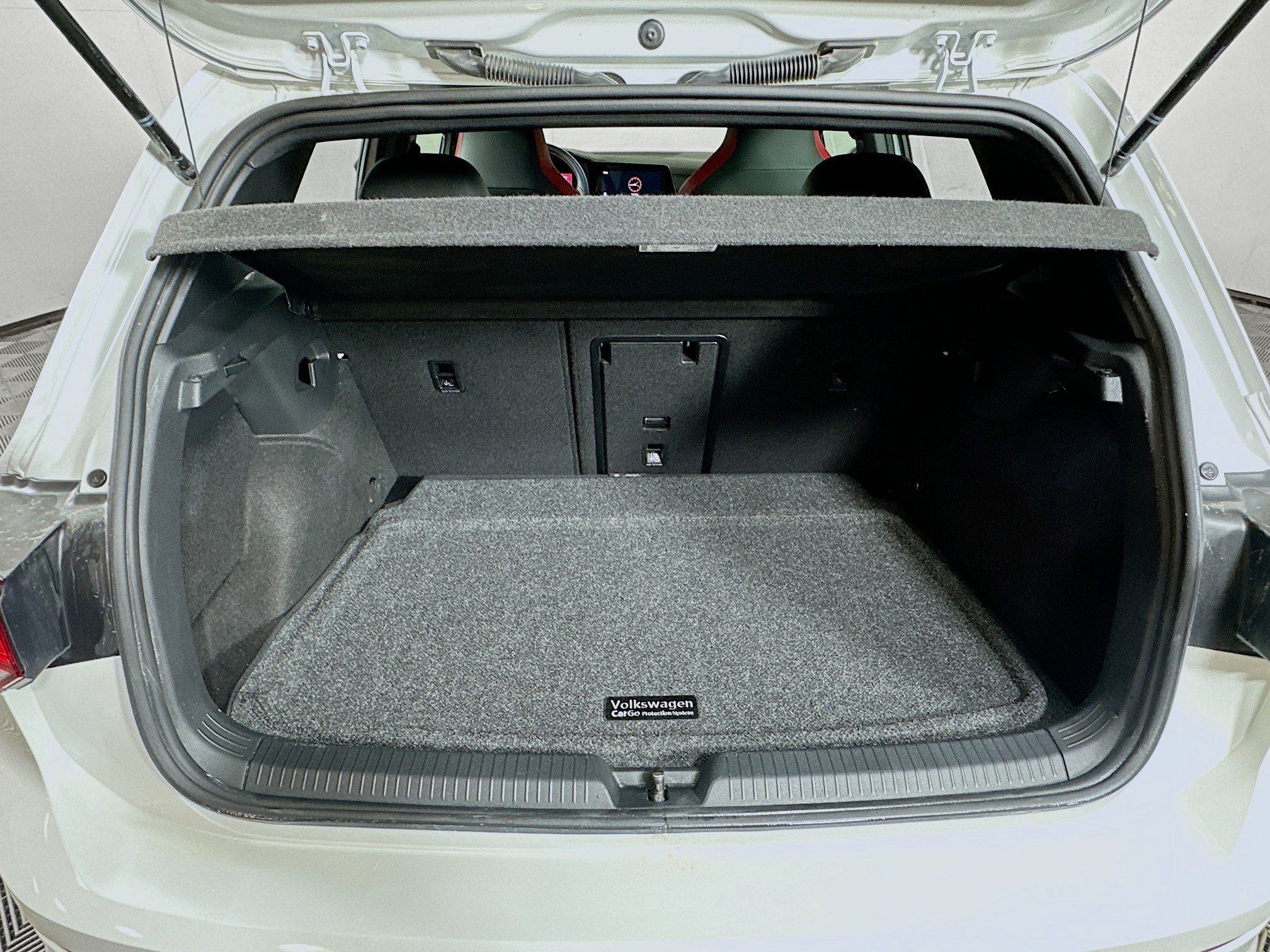 Used 2024 Volkswagen GTI Autobahn w/ MDO Package image 26