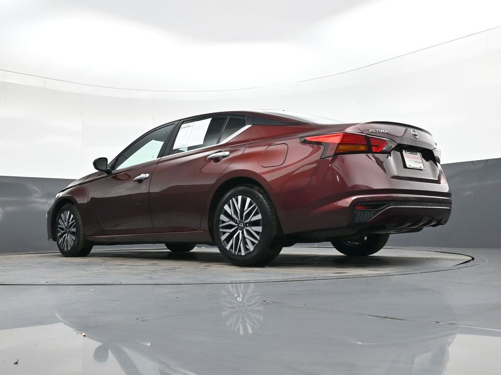 Used 2024 Nissan Altima 2.5 SV image 29