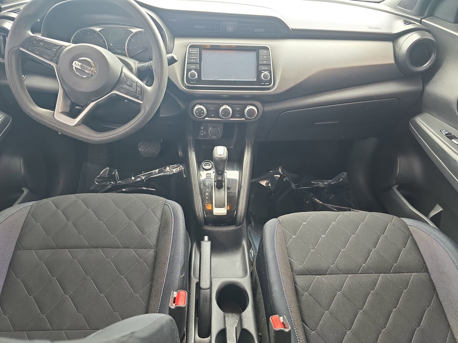 Used 2018 Nissan Kicks S FWD image 9