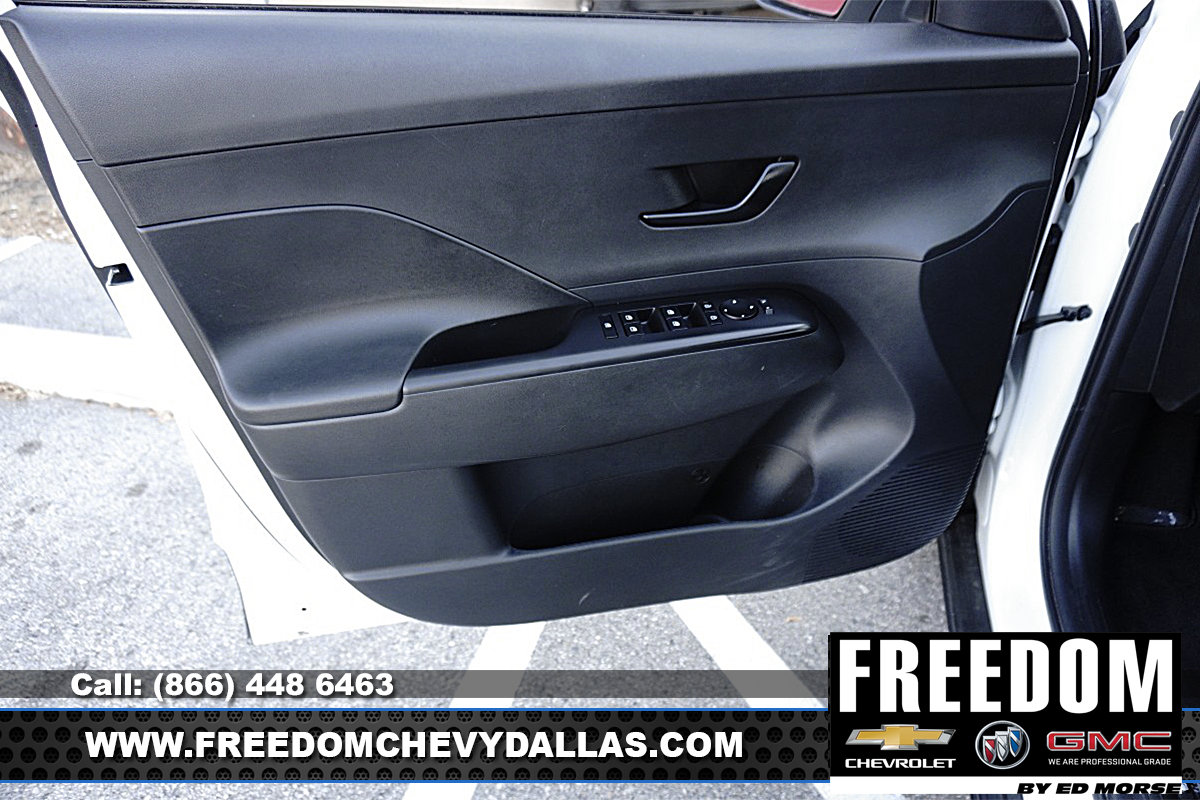 Used 2026 Hyundai Kona SEL Sport FWD image 34