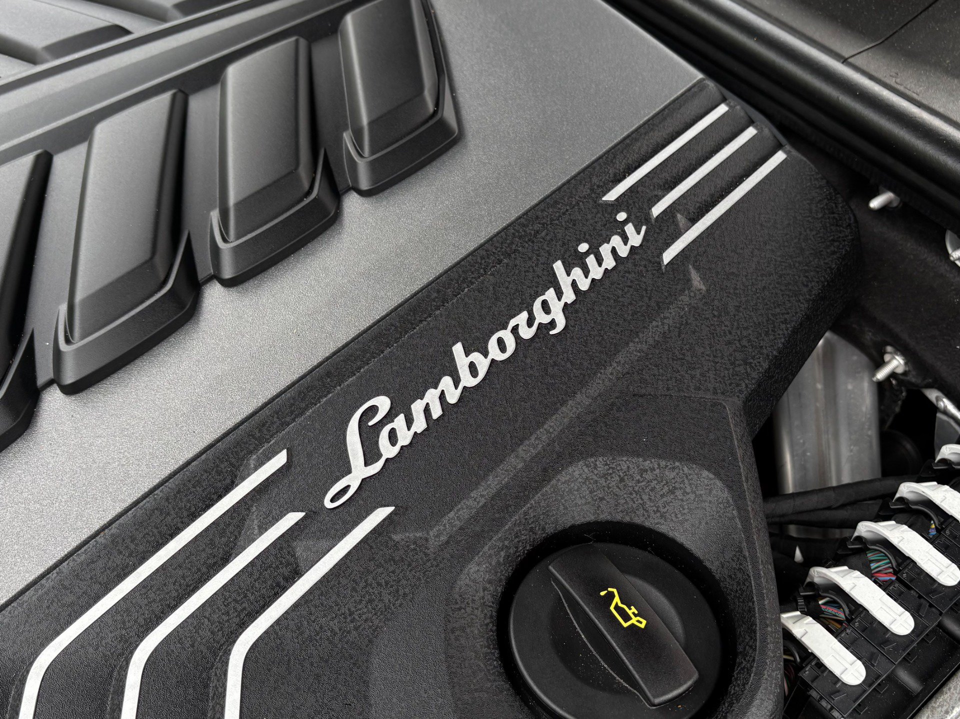 Used 2020 Lamborghini Urus AWD/4WD image 66