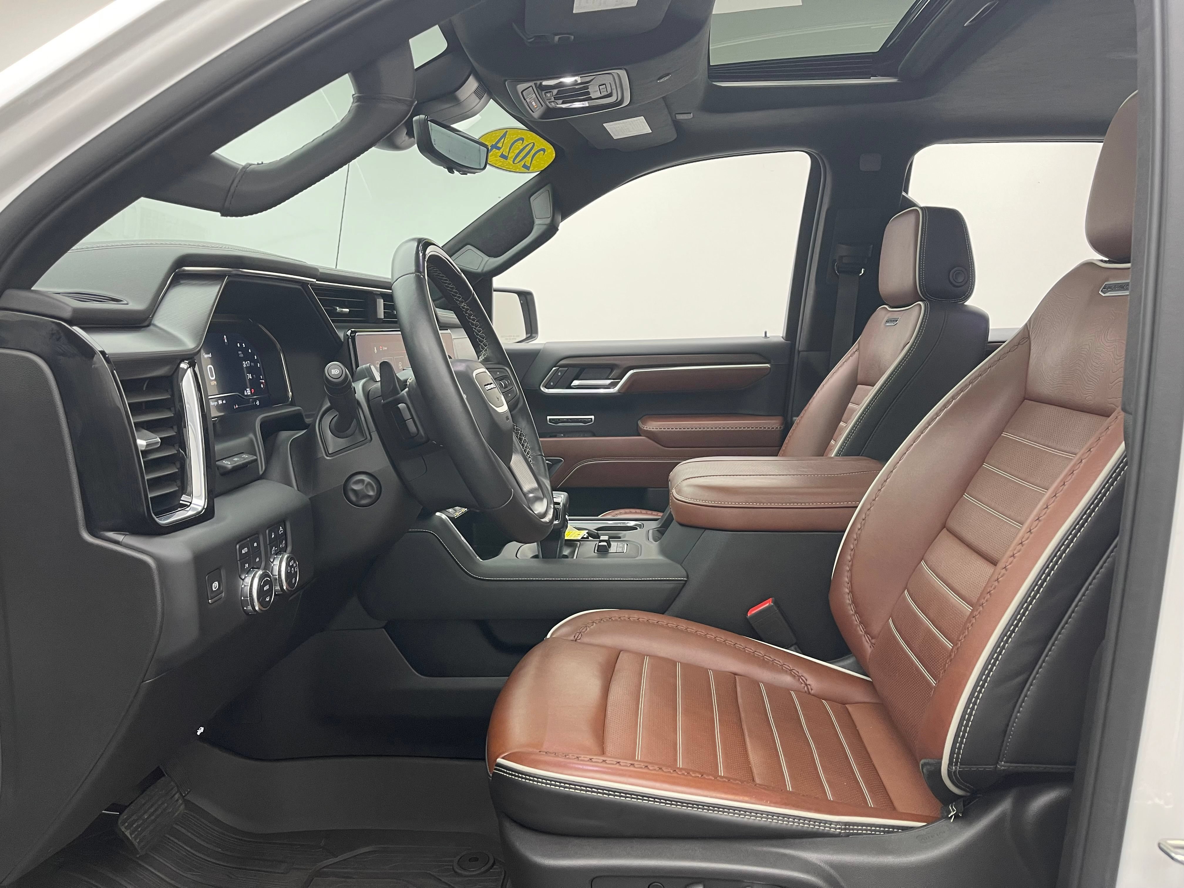 Used 2024 GMC Sierra 1500 Denali Ultimate AWD/4WD image 19