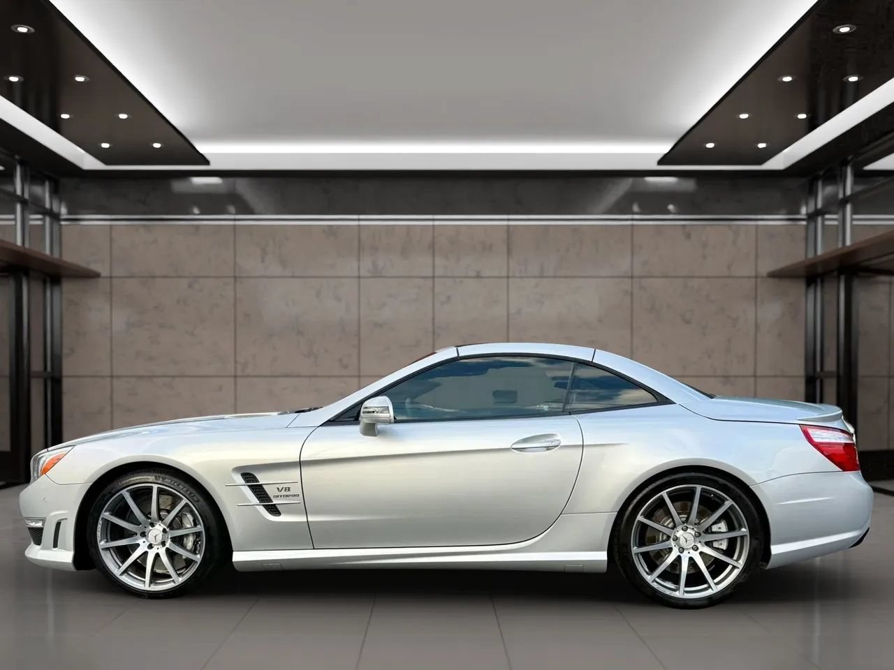 Used 2013 Mercedes-Benz SL 63 AMG w/ Premium Pkg image 4