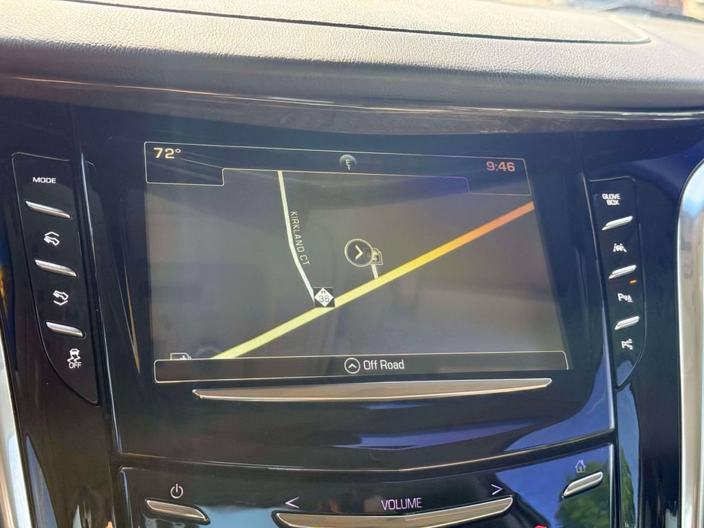 Used 2018 Cadillac Escalade Luxury AWD/4WD image 25