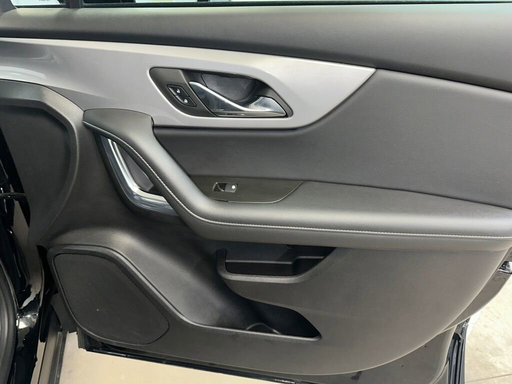 Certified 2024 Chevrolet Blazer LT w/ LPO, Floor Liner Package image 31