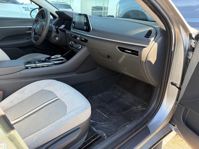 Used 2022 Hyundai Sonata SE FWD image 11