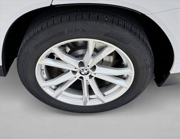 Used 2025 BMW X3 xDrive30i w/ Convenience Package AWD/4WD image 9