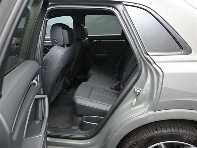 New 2025 Audi Q3 2.0T Premium image 11