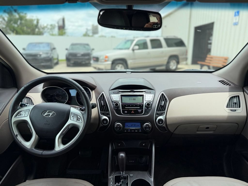 Used 2013 Hyundai Tucson Limited FWD image 26