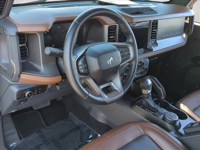 Used 2024 Ford Bronco Outer Banks image 10
