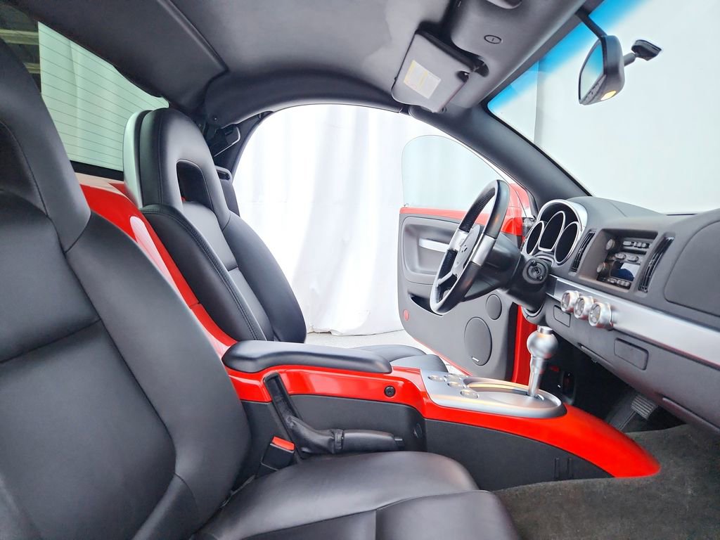 Used 2003 Chevrolet SSR w/ Preferred Equipment Group image 27