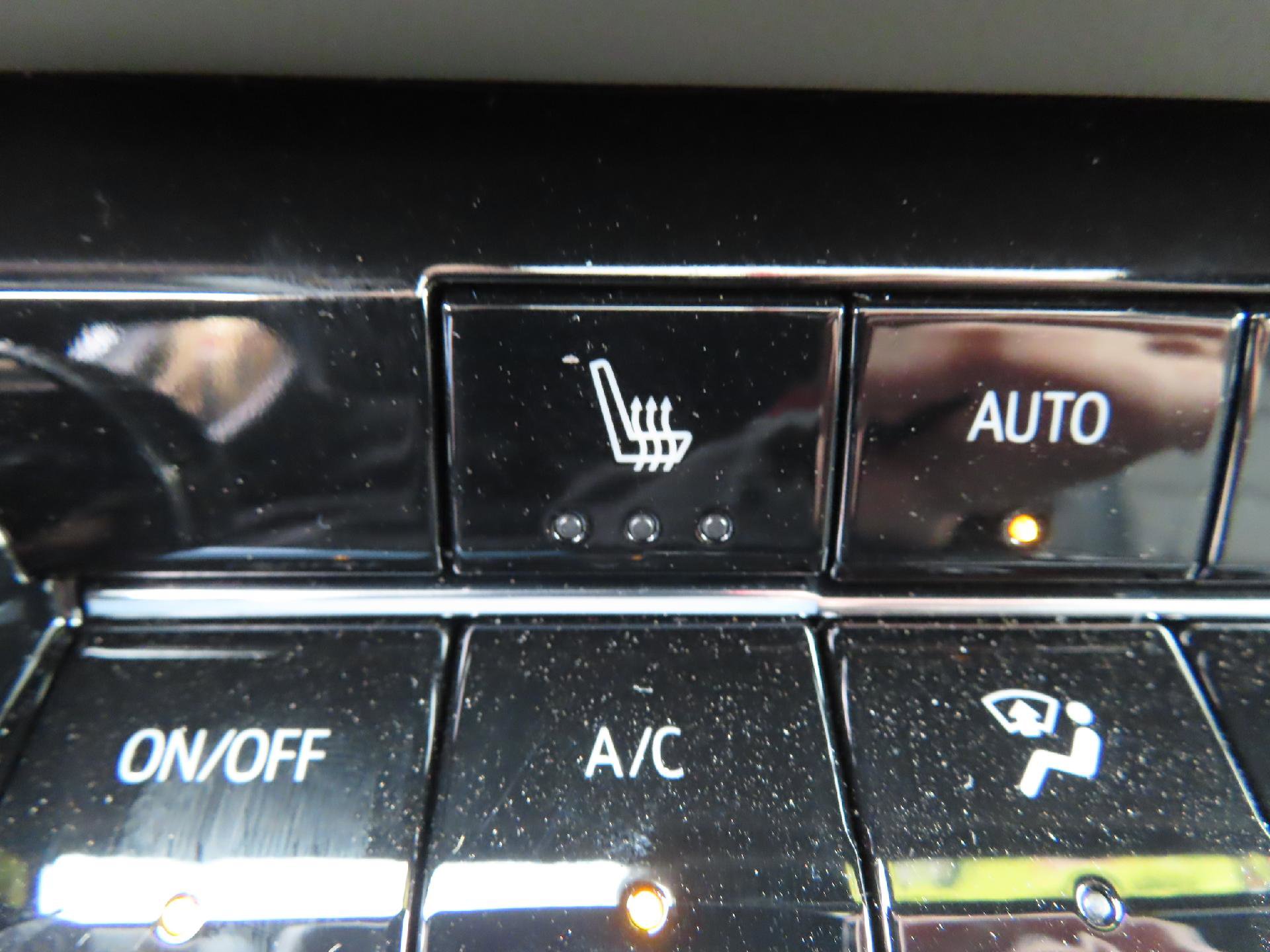 New 2025 Chevrolet Equinox LT w/ Convenience Package II image 32