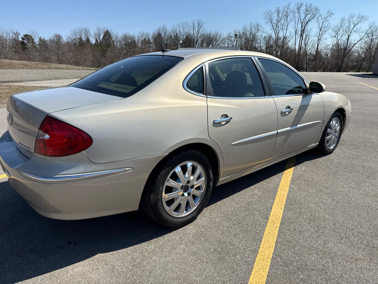 Used 2009 Buick LaCrosse CXL FWD image 5