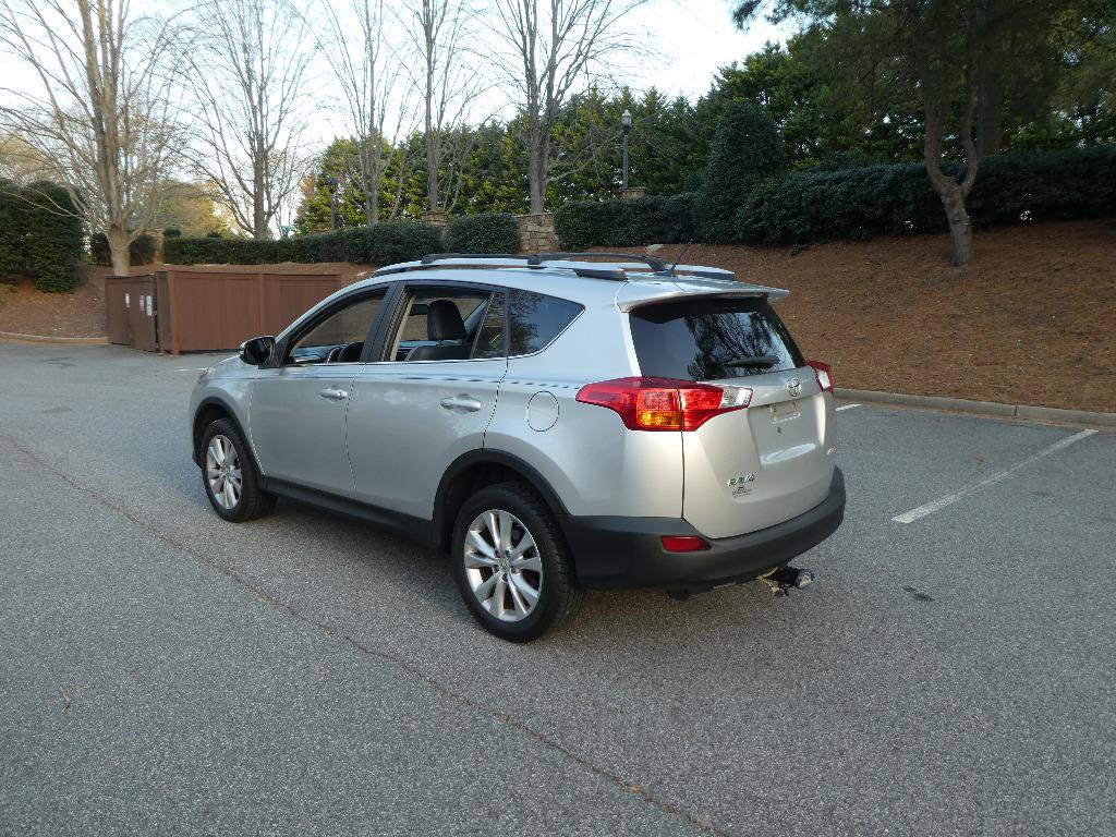 Used 2013 Toyota RAV4 Limited image 26