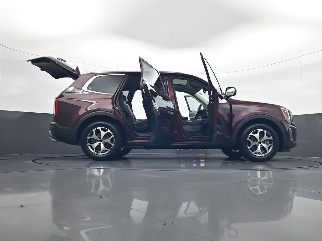 Used 2022 Kia Telluride EX image 34
