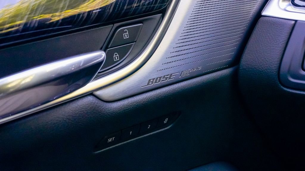 Certified 2025 Cadillac XT6 Premium Luxury w/ Technology Package image 28